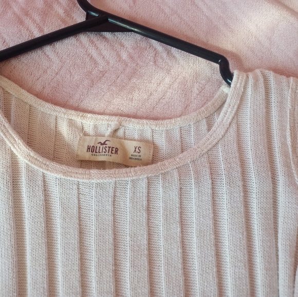 Two Hollister top - Picture 2 of 3